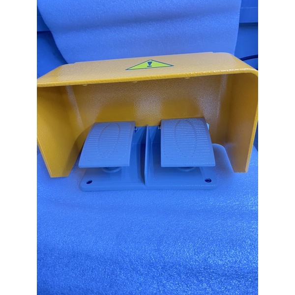 Bàn đạp nhôm YDT-1-18 chống bụi chống nước