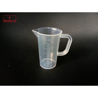 Ca đong định lượng nhựa 100ml (có tay cầm)
