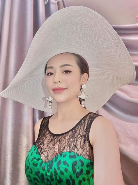 Mũ cói đi biển vành siêu rộng nhiều màu siêu hot.