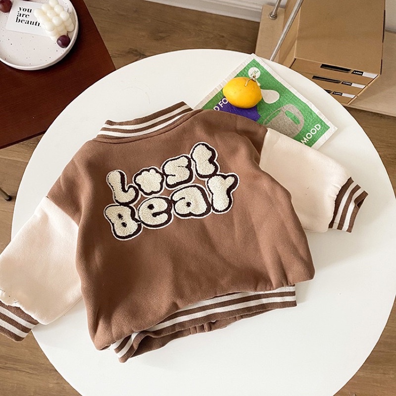 Áo khoác bóng chày gấu nâu cực xinh