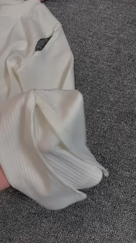 Áo croptop nữ dài tay vạt chéo, áo kiểu nữ Hàn Quốc khoét vai ôm body sexy, quyến rũ vạt nhọn xẻ tà siêu tôn dáng AO012 | BigBuy360 - bigbuy360.vn