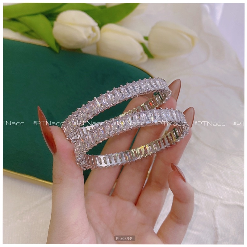 Vòng tay xi bạch kim đính full đá paguet vuông sáng lung linh .PTNACC.