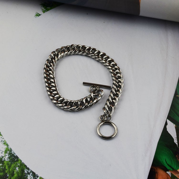 Vòng tay cá tính thiết kế theo phong cách Jimin BTS cho người hâm mộ | BigBuy360 - bigbuy360.vn