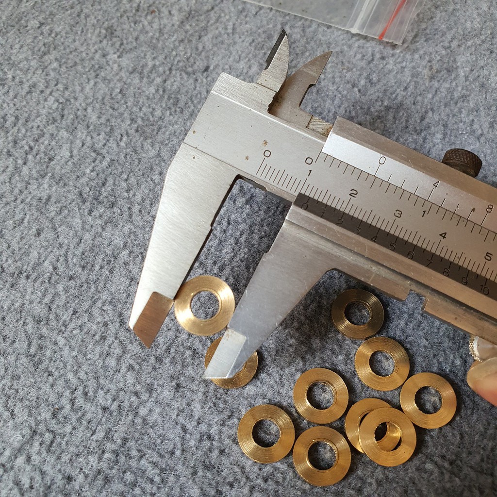 Long đền đồng thau M6