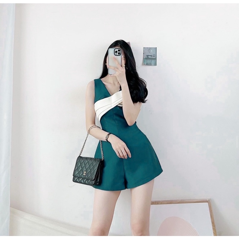 JUMPSUIT SÁT NÁCH PHỐI NƠ NGỰC TRẮNG XẾP LY