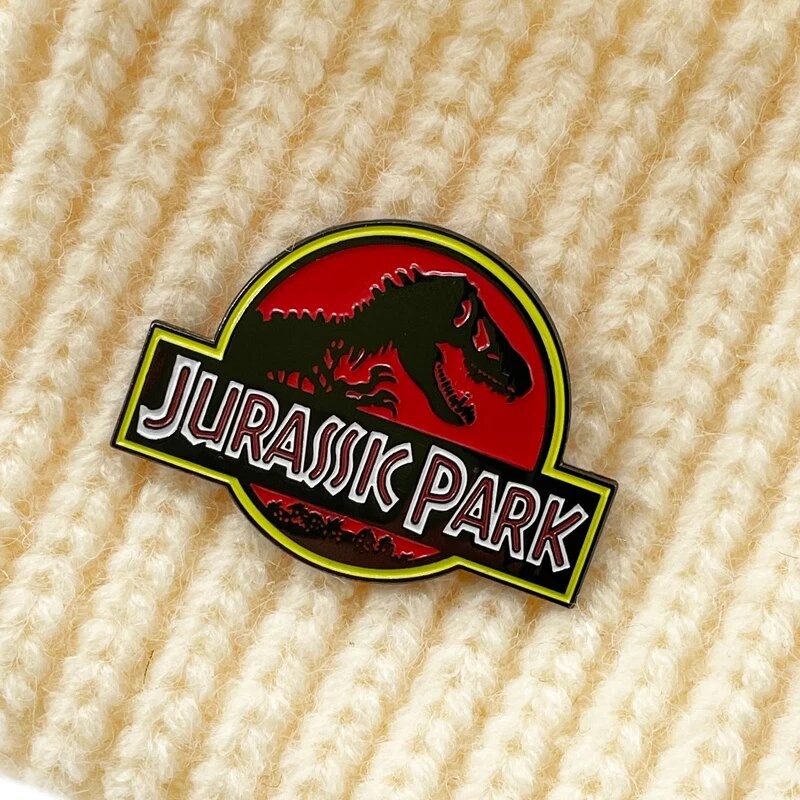 Pin cài áo công viên khủng long Jurassic World - GC135