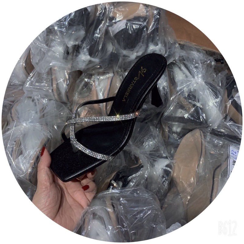 guốc xỏ ngón đính đá ( B25)