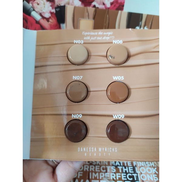 [Mỹ] Mẫu thử Set 6 Màu Kem Nền kết hợp Che Khuyết Điểm Vision Cream Cover Sample