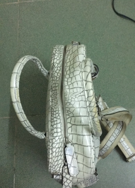 Balo hàng si tuyển