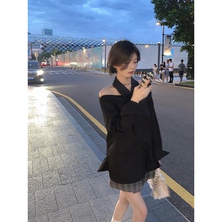 Áo sơ mi hở vai