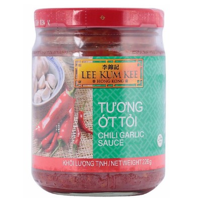 Tương Ớt Tỏi Lee Kum Kee (226g)