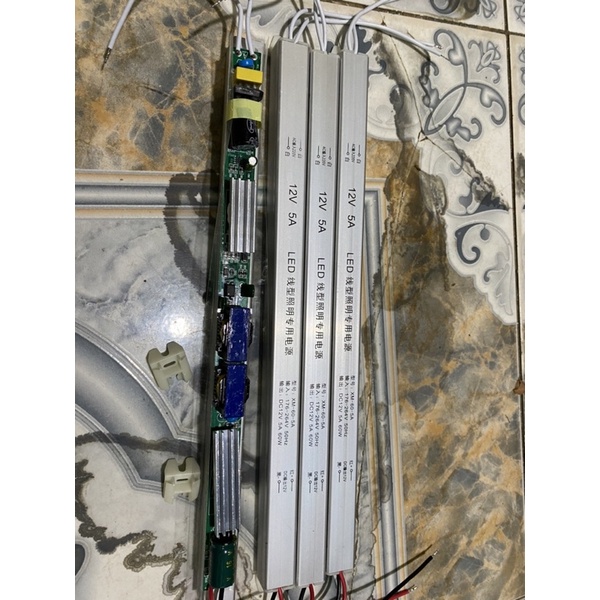 Nguồn đũa 12v 5a
