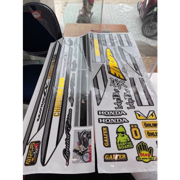 Tem Wave 110 cho xe đen Mẫu Dior Ghép Crom  siêu Hot