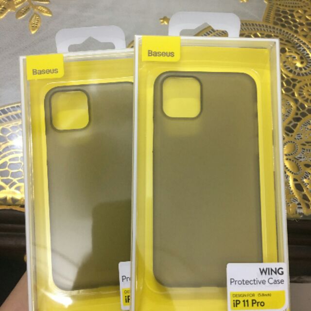 Ốp baseus siêu mỏng iPhone 11 pro 5.8 inch