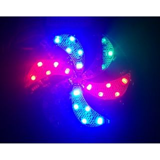 Led chong chóng chớp nhiều màu