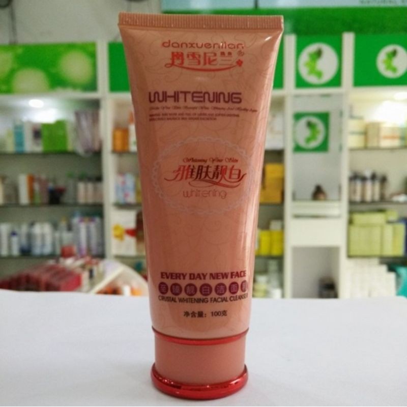 Sữa rửa mặt trắng da, sạch nhờn Hoàng Cung cam chính hãng Danxuenilan