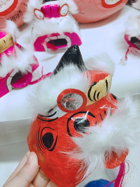 Đầu sư tử nhí trang trí trung thu