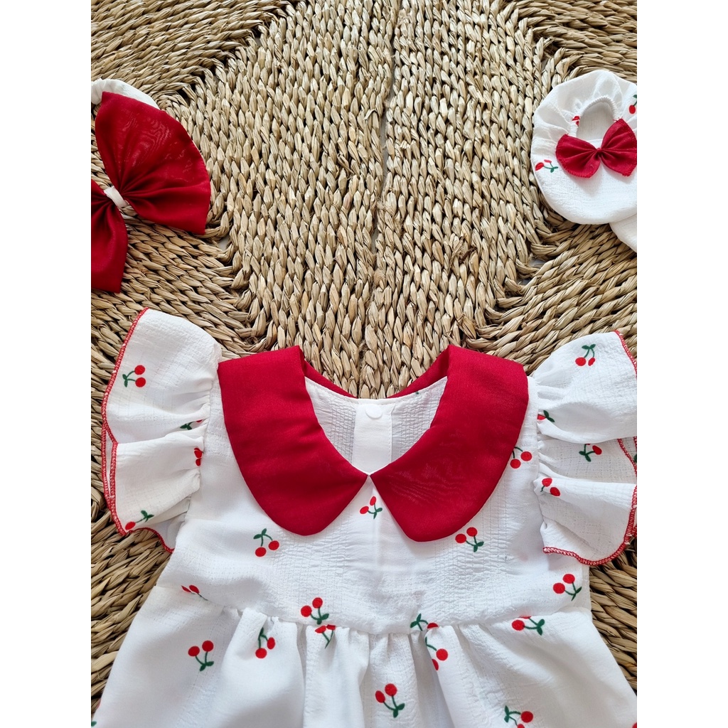 Set body cho bé gái kèm turban và giày vải chất liệu mềm mát ⚡ 𝗙𝗥𝗘𝗘𝗦𝗛𝗜𝗣 ⚡ Bodysuit trẻ em màu trắng phối đỏ nổi bật