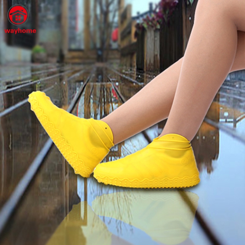 Vỏ bọc giày bằng silicon chống nước tiện dụng khi đi mưa | BigBuy360 - bigbuy360.vn