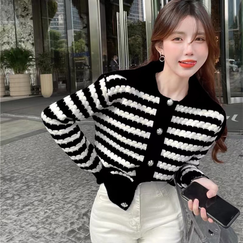 SUXI Áo Khoác Cardigan Dệt Kim Họa Tiết Kẻ Sọc Thời Trang Thu Đông Hàn Quốc Dễ Phối Đồ Cho Nữ