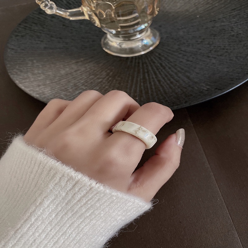 Nhẫn Bằng Acrylic Màu Sắc Tối Giản Phong Cách Hàn Quốc