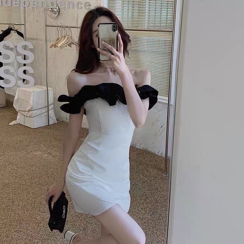 Đầm/Váy trắng trễ vai bèo đen phong cách hàn quốc | BigBuy360 - bigbuy360.vn