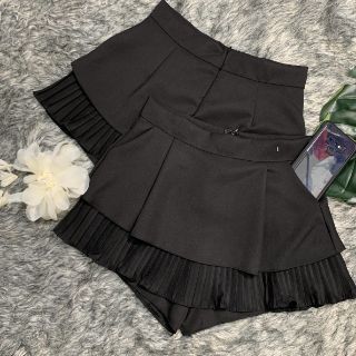 Quần váy kiểu xếp ly