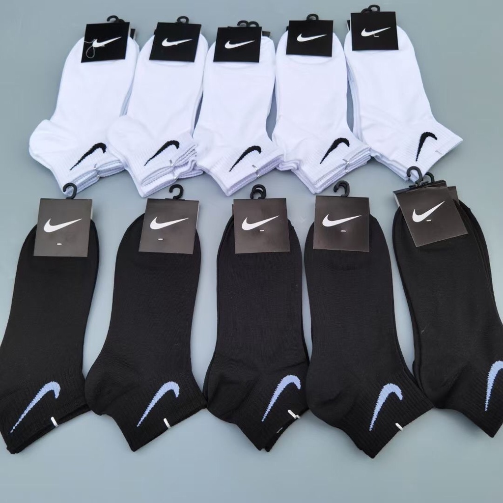 Tất ngắn cổ Nike thấm hút mồ hôi