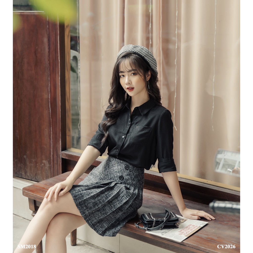 CV2026 - Chân váy xếp li 1 bên 2 cúc | BigBuy360 - bigbuy360.vn