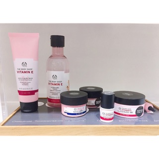 Combo nước hoa hồng và kem dưỡng Vitam E The Body Shop