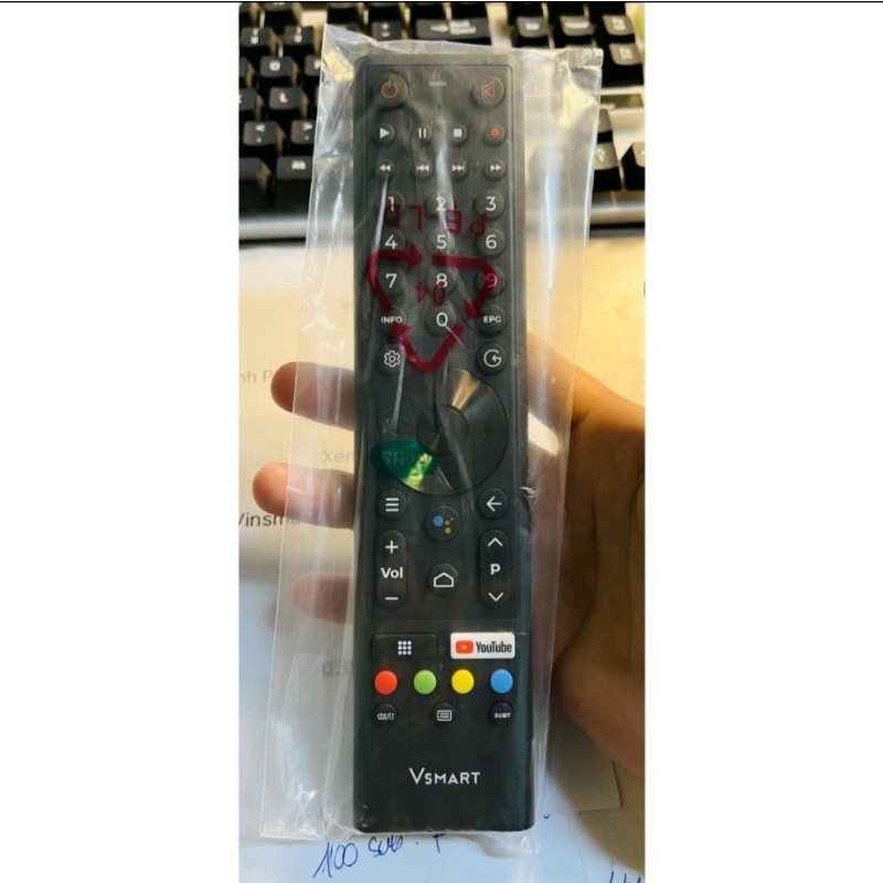 Điều khiển remote tivi Vinsmart + pin maxell
