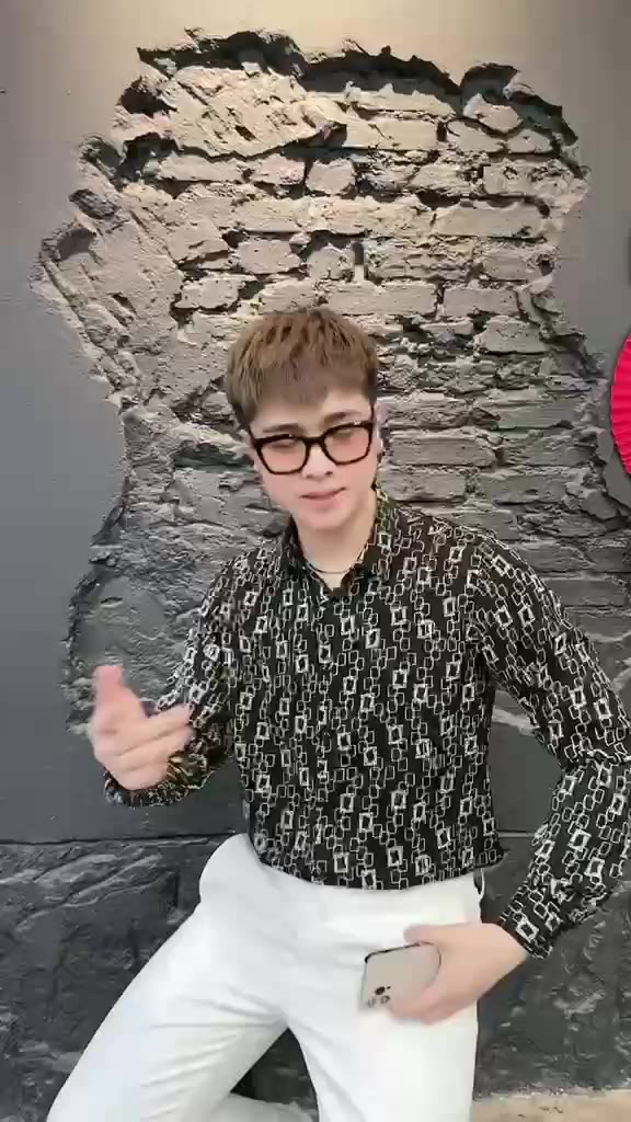 Áo Sơ Mi Nam Dài Tay Hoạ Tiết Chất Lụa Cao Cấp 2023 | BigBuy360 - bigbuy360.vn