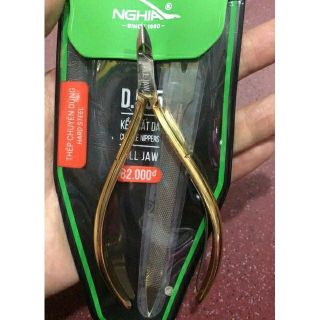 Kềm Nghĩa cắt da