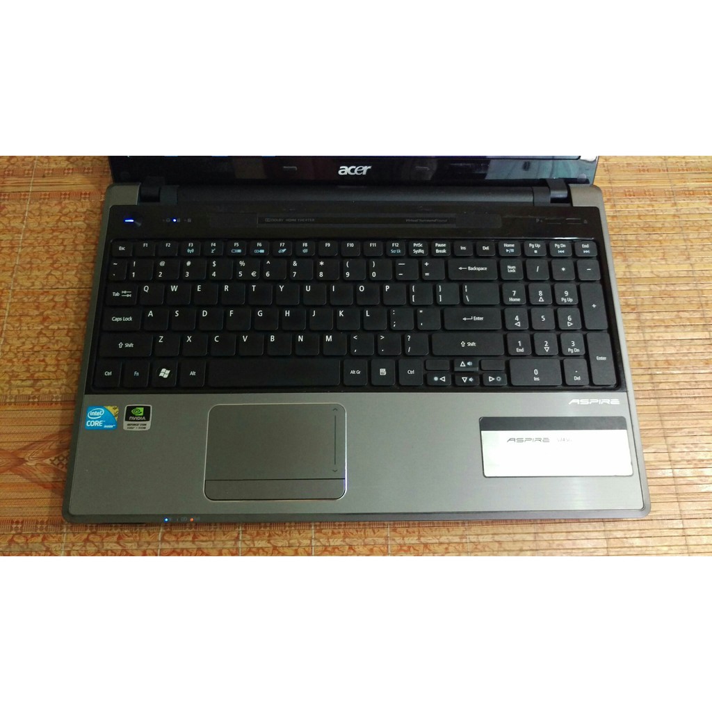 Laptop Acer 5745G / Core i3 ~ 2.2Ghz / Ram 4GB / SSD 240G / NVIDIA Geforce 310M / 15.6 Inch / Tặng kèm chuột.