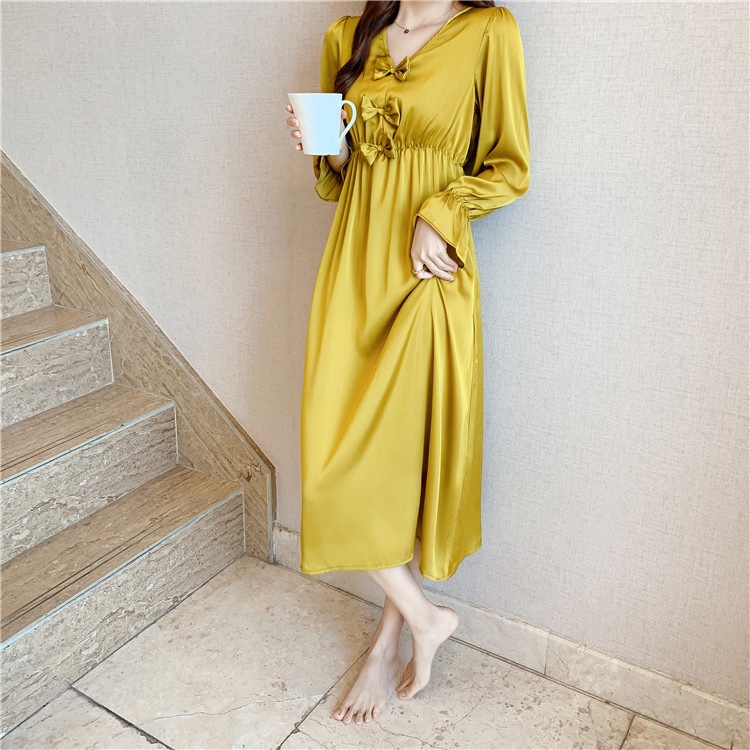 Đầm Ngủ Tay Dài Dáng Rộng Phối Ren In Họa Tiết Bươm Bướm Thời Trang 2022 Mới Cho Nữ