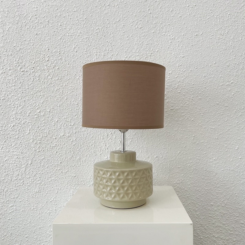 Đèn ngủ để bàn LART DBG006 màu nâu be, kiểu dáng cổ điển với chỉnh sáng tiện lợi phong cách sang trọng