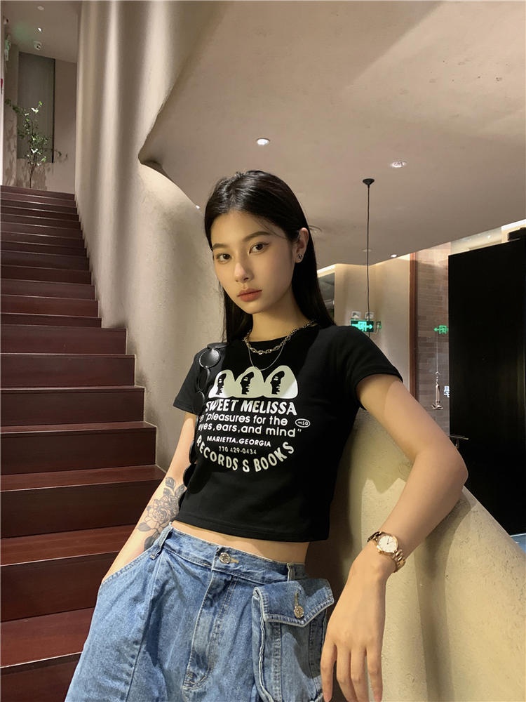 Áo Thun Lửng Tay Ngắn Thời Trang Dành Cho Nữ 50785