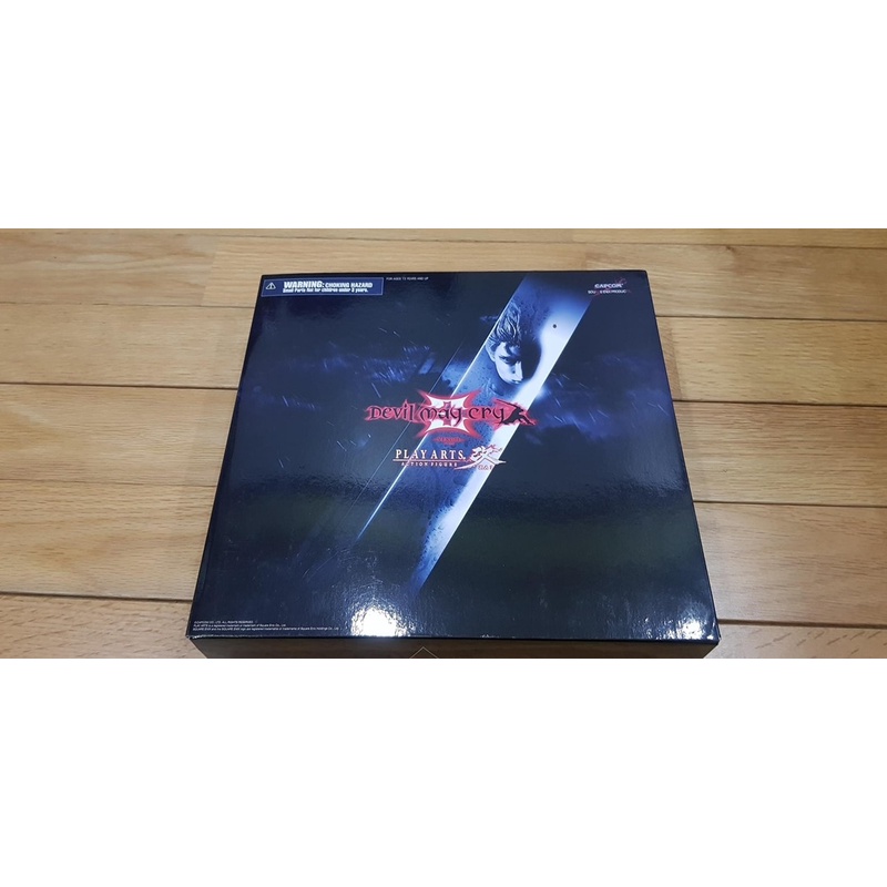 Mô hình động Play Arts Kai Devil May Cry Vergil