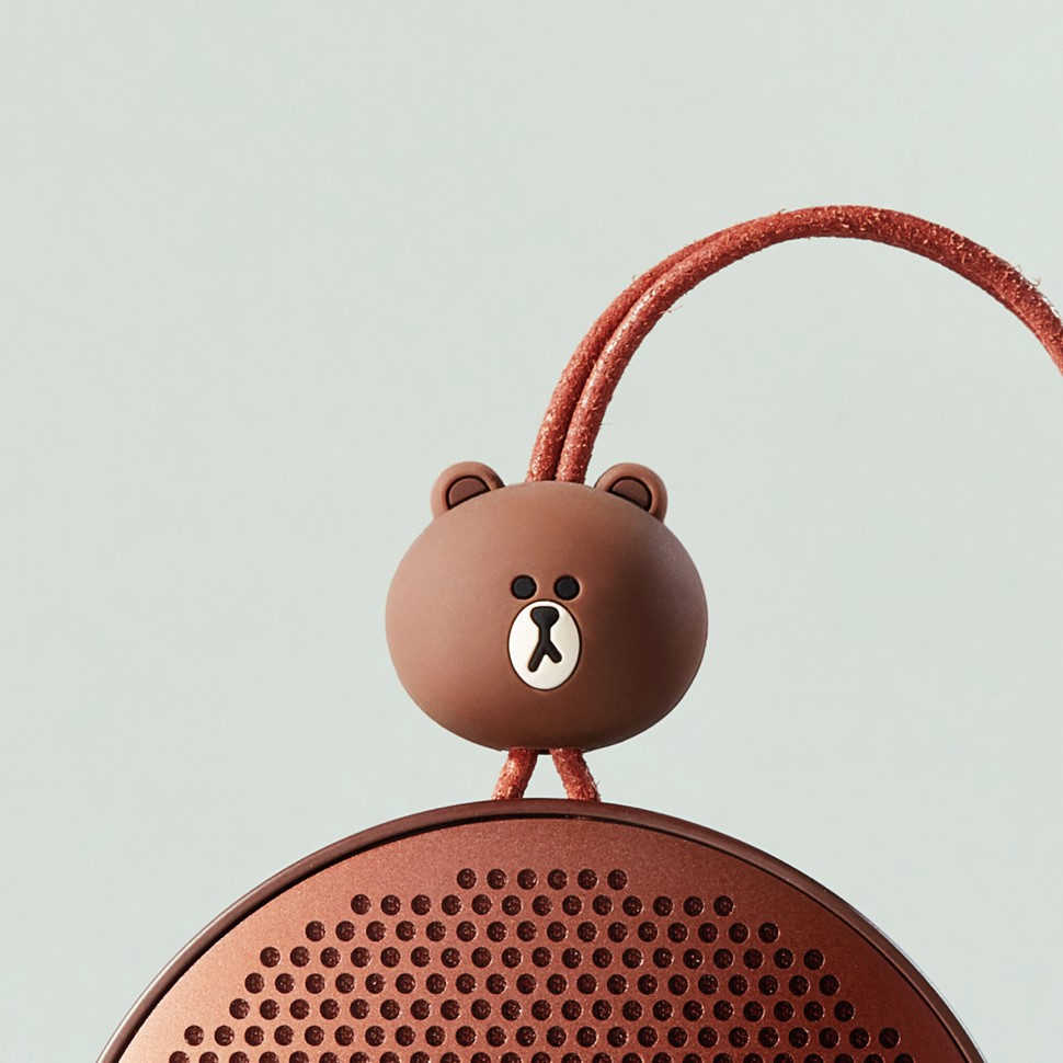 Loa Bluetooth B&O Beoplay P2 Brown X-LINE Limited