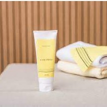 Tẩy da chết body CellBN  dạng bọt Italy Body Scrub - Body Wash  250ml