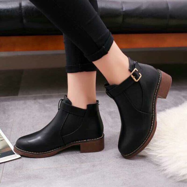 Boot thấp cổ