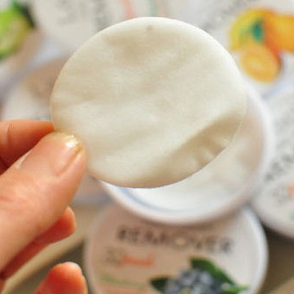 Hộp 32 miếng giấy ướt tẩy sơn móng mùi hoa