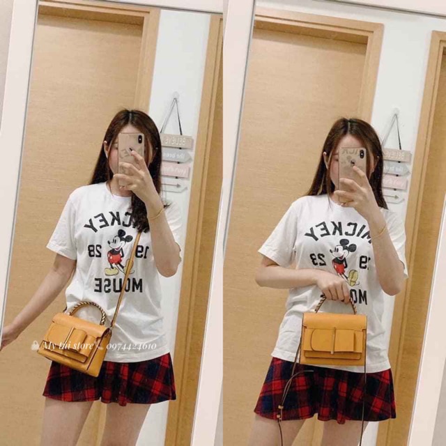 Túi nơ có quai đeo chéo cực xinh.