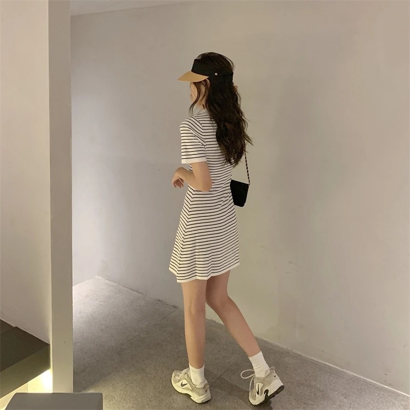 Váy Polo Dáng Suông Kẻ Ngang I'm Basic Girly Đầm Body Cổ Bẻ Ngắn Tay Chất Cotton Co Dãn 4 Chiều Ulzzang