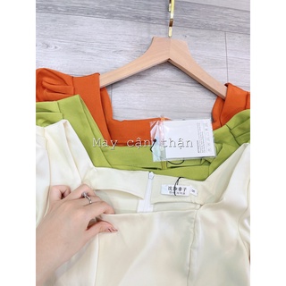 Váy Cổ Vuông 2 Túi Ly Dọc