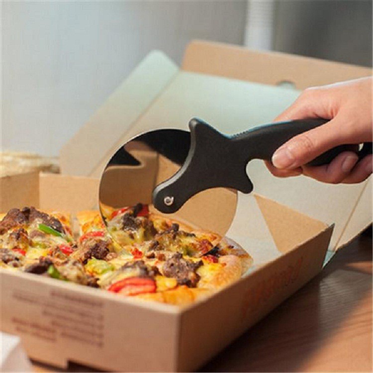 Dụng cụ làm bánh - DAO CẮT BÁNH PIZZA CÁN NHỰA