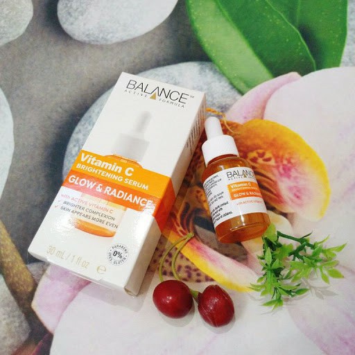 Serum làm mờ thâm và sáng da Balance Vitamin C dung tích 30ml.