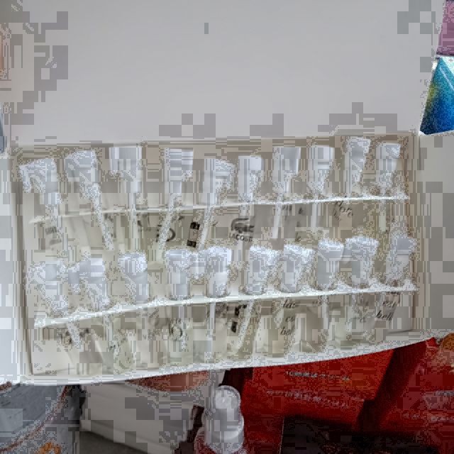 Sét nước hoa 20 lọ tét trắng