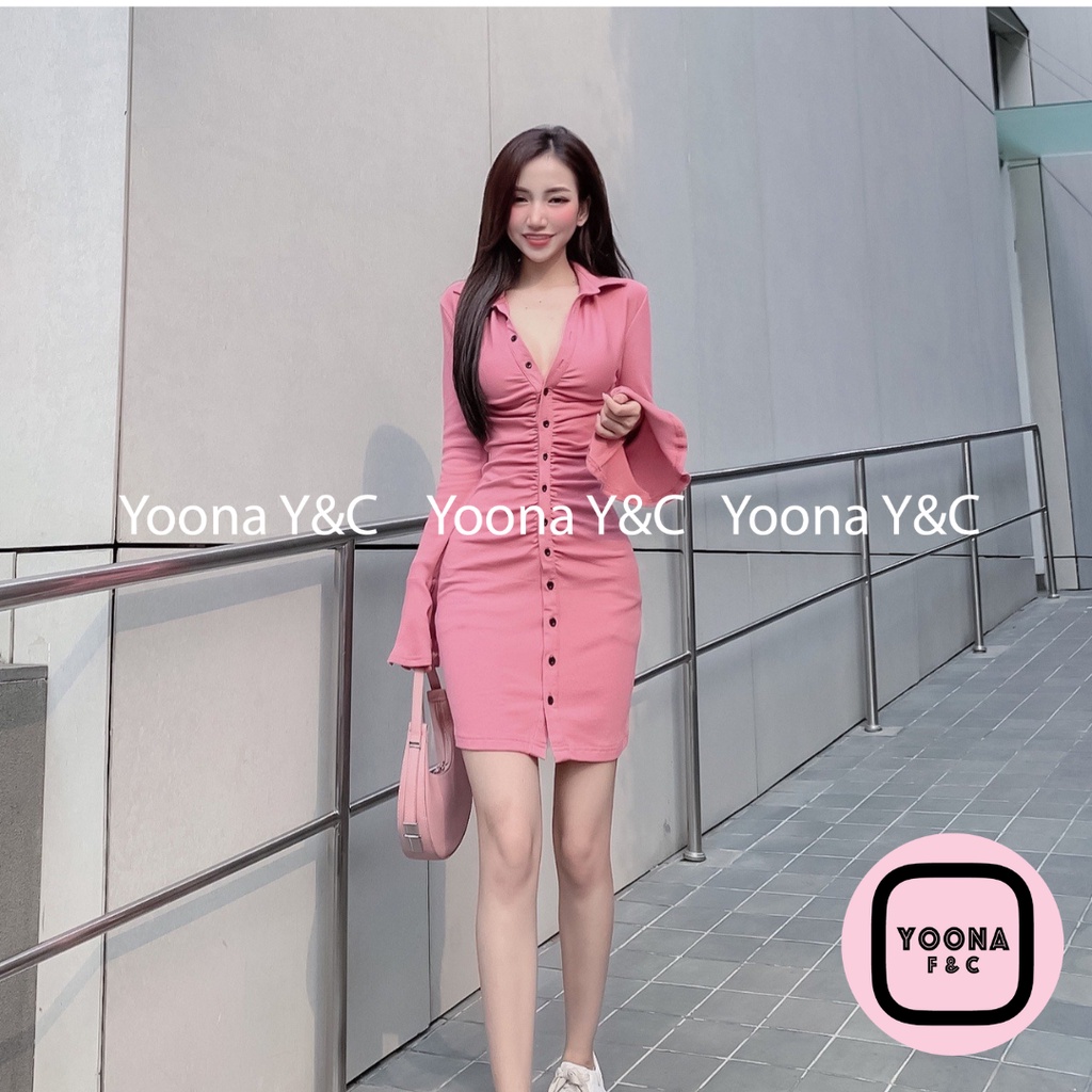 Đầm Nữ Body Dài Tay Ống Loe Cúp Ngực Chun Hàng Nút Độc Đáo Dễ Thương Ôm Sát Tôn Dáng 3 Vòng