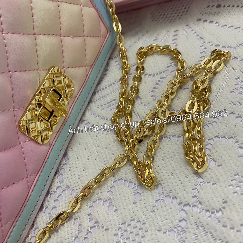 Túi đeo chéo, kẹp nách Cê Ka cầu vồng khoá xoay dùng được 2 mặt (ảnh thật shop chụp - kèm video shop quay)